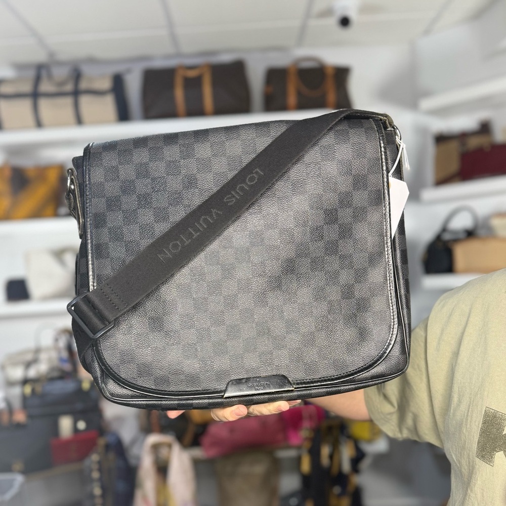 LV Damier Graphite Messenger Bag